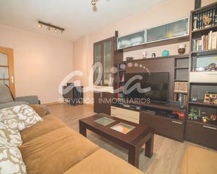 Living room of Flat for sale in Pinto