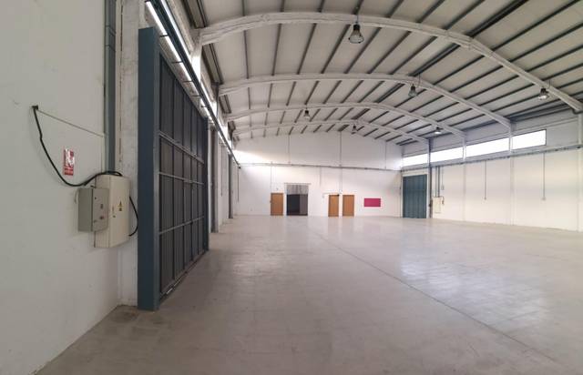 Nave industrial en Alquiler en Casillas