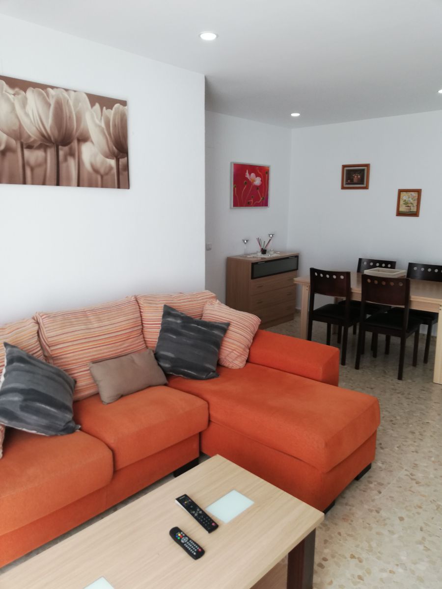 Sala d'estar de Pis de lloguer en Vejer de la Frontera amb Moblat i Balcó