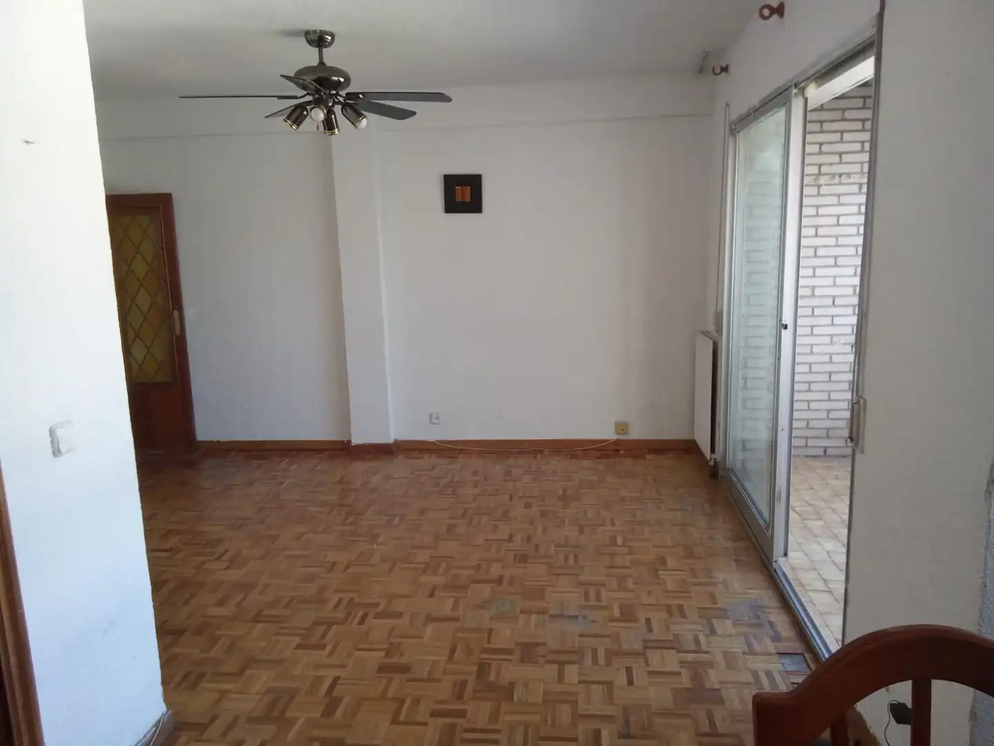 Sala de estar de Piso en venta en Madrid con Calefacción, Parquet y Terraza