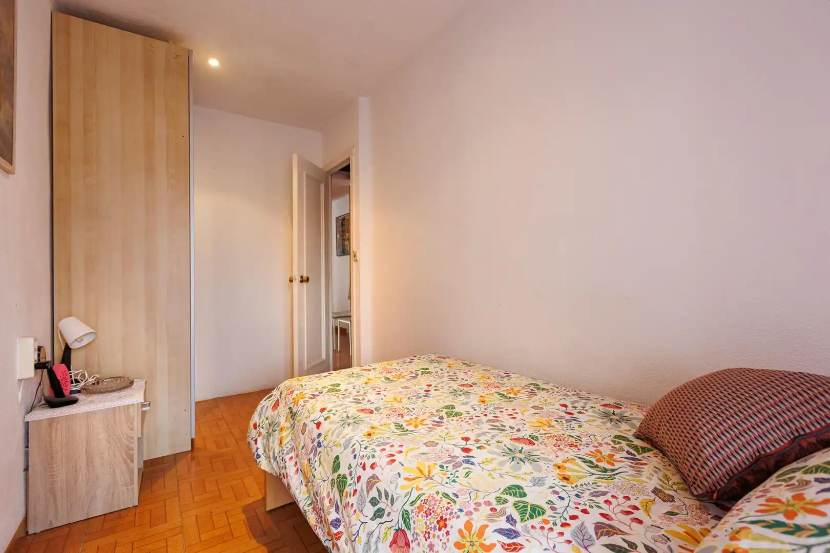Bedroom of Flat for sale in Madrid  with Air Conditioner, Heating and Furnished