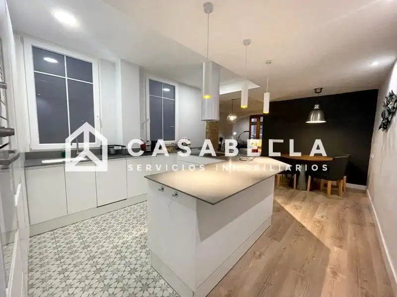Kitchen of Flat for share in Valencia  with Air Conditioner, Heating and Furnished