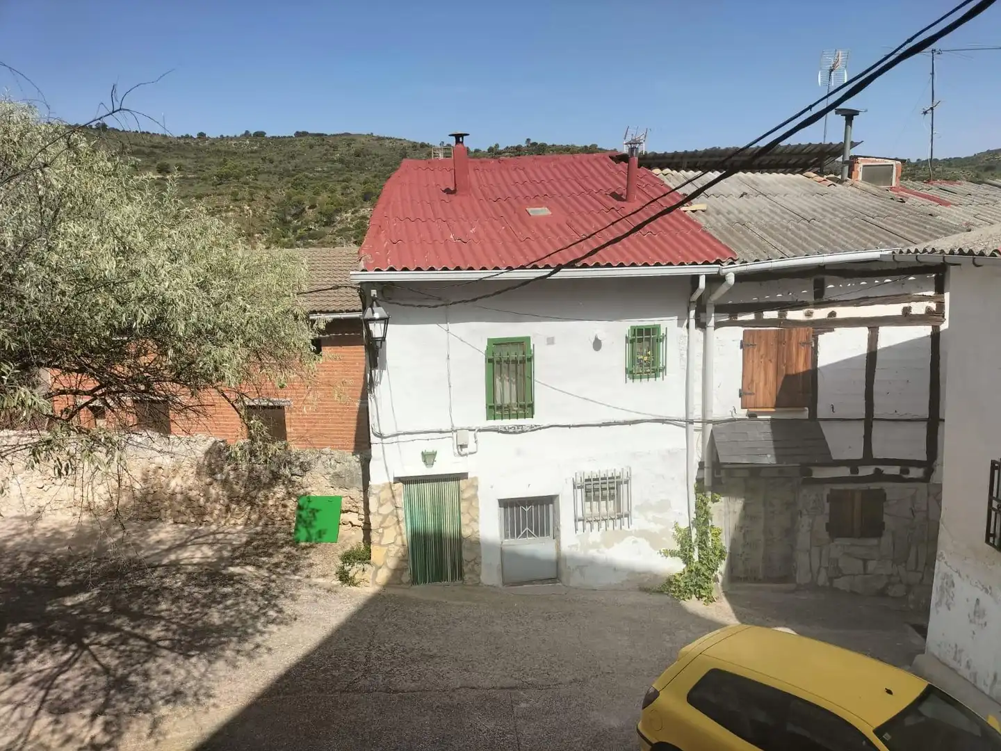 Exterior view of Houses for sale in Valdeconcha  with Heating