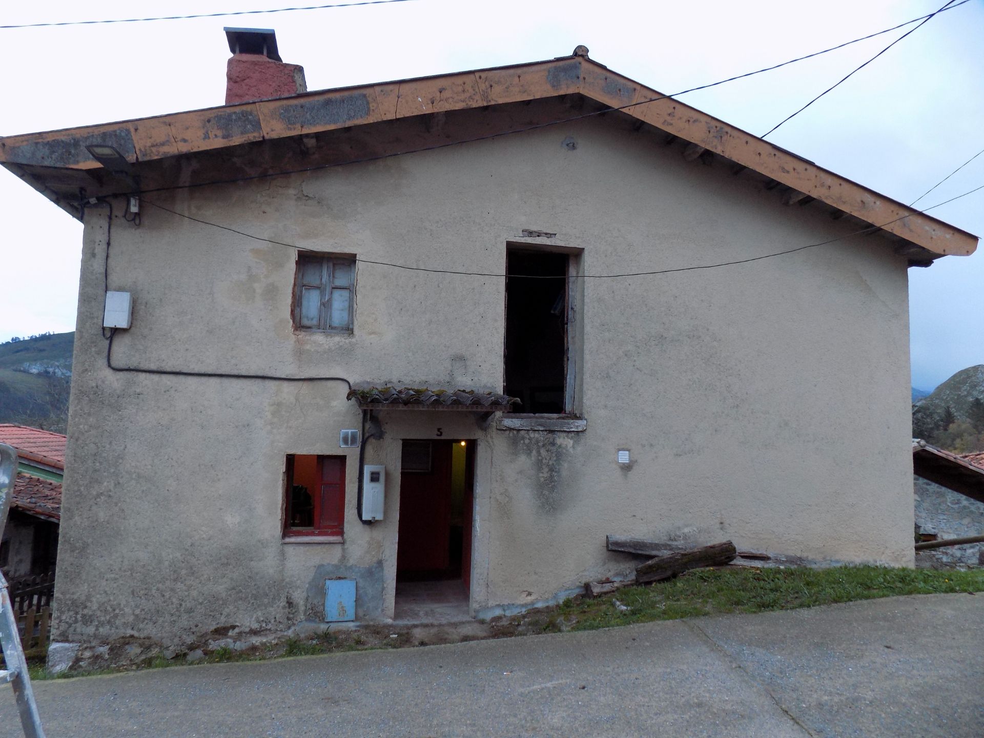 Exterior view of Country house for sale in Parres  with Furnished