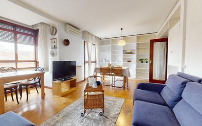 Sala d'estar de Pis en venda en Tudela amb Terrassa