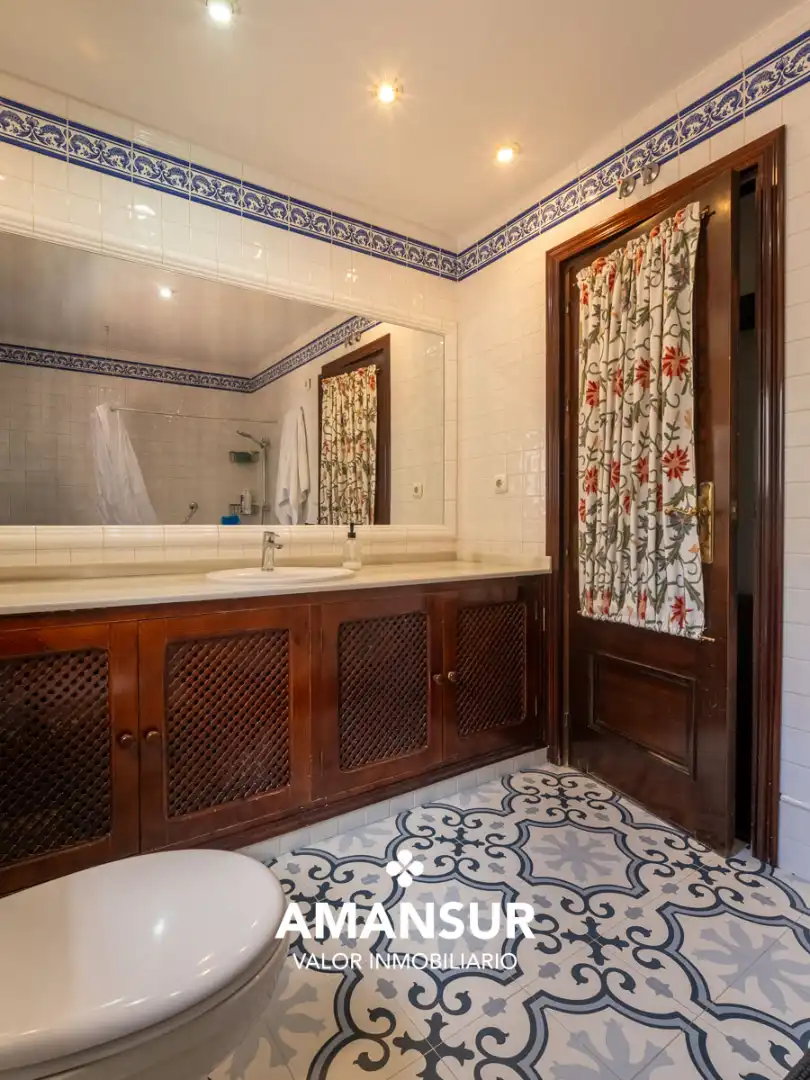 Bathroom of Flat for sale in Huelva  with Heating, Terrace and Storage room