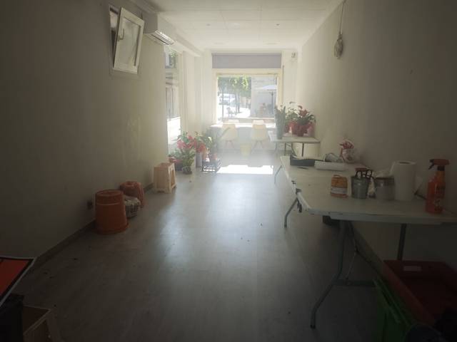 Local comercial en Alquiler en Llinars del Vallès