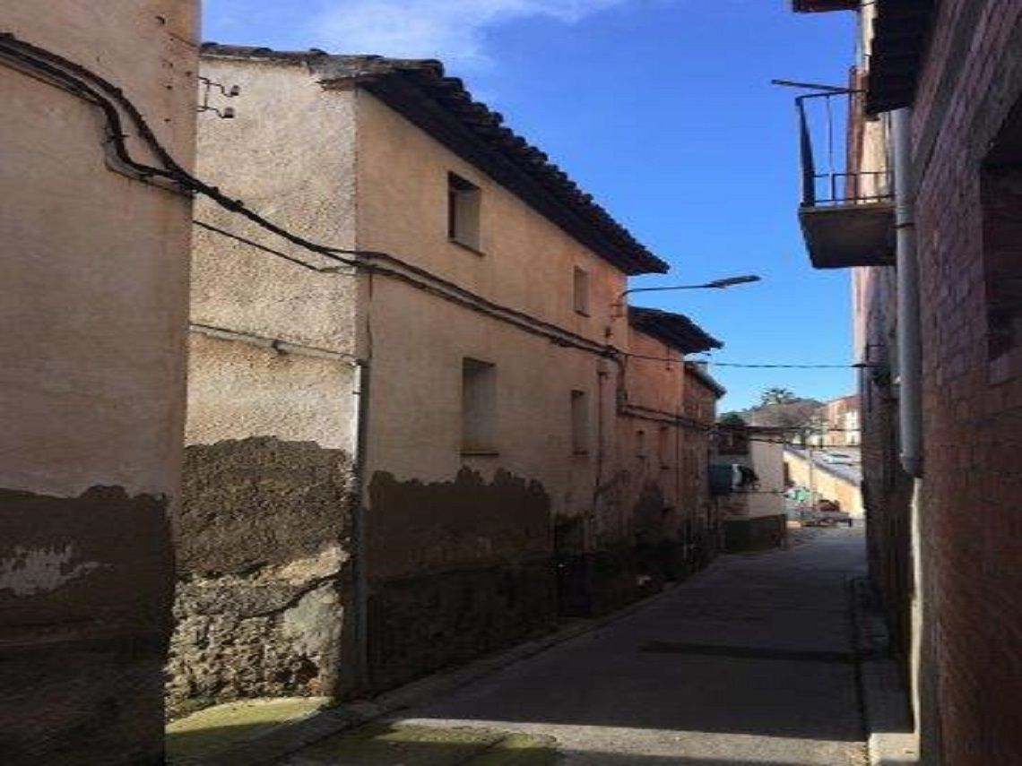 Vista exterior de Casa adosada en venda en Castillonroy