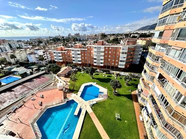 Estudi amb piscina en venda a Avenida Benalmádena
