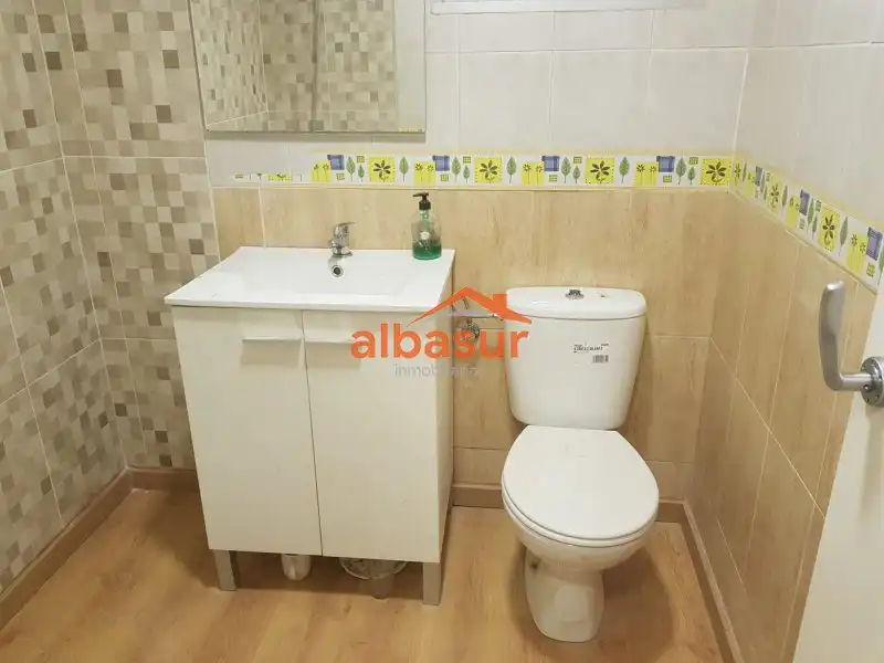 Bany de Pis en venda en Arcos de la Frontera amb Aire condicionat, Calefacció i Parquet