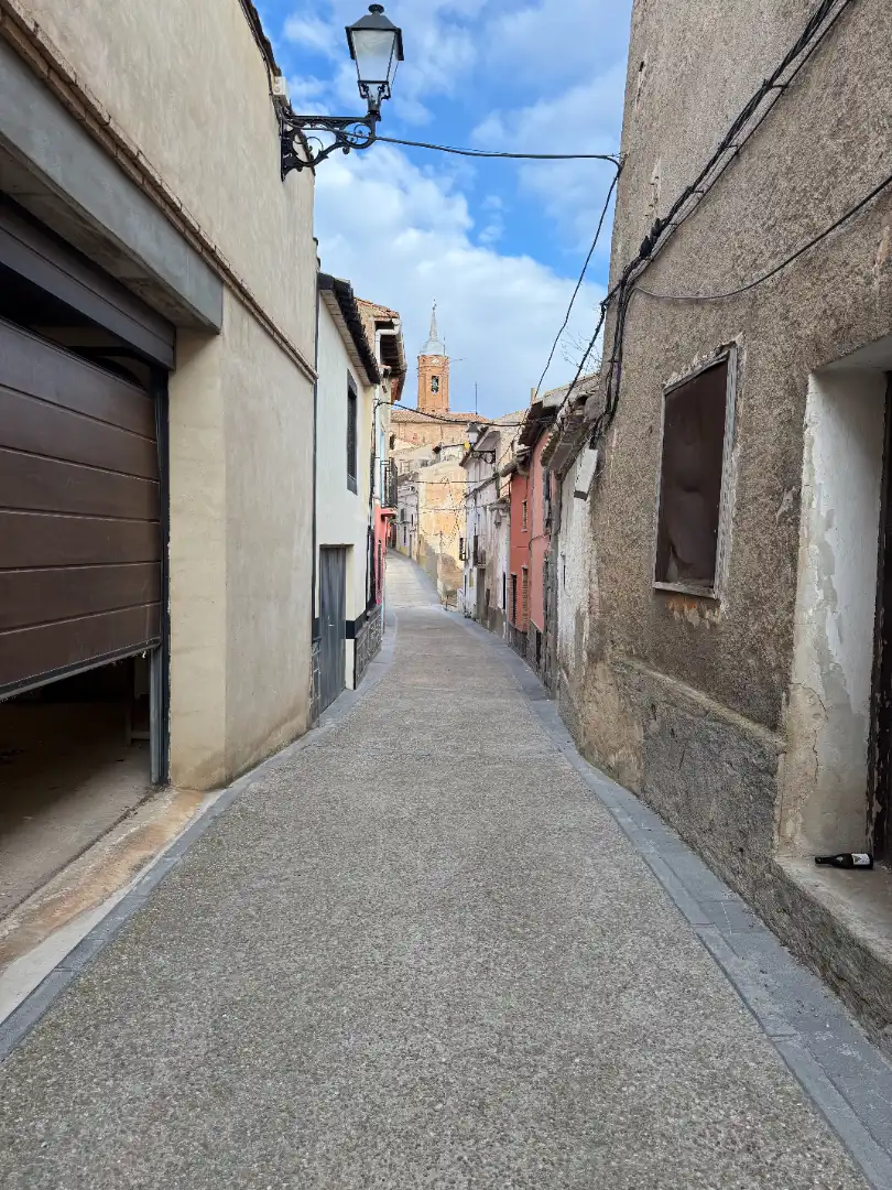 Vista exterior de Casa o xalet en venda en Calatorao amb Calefacció, Jardí privat i Terrassa