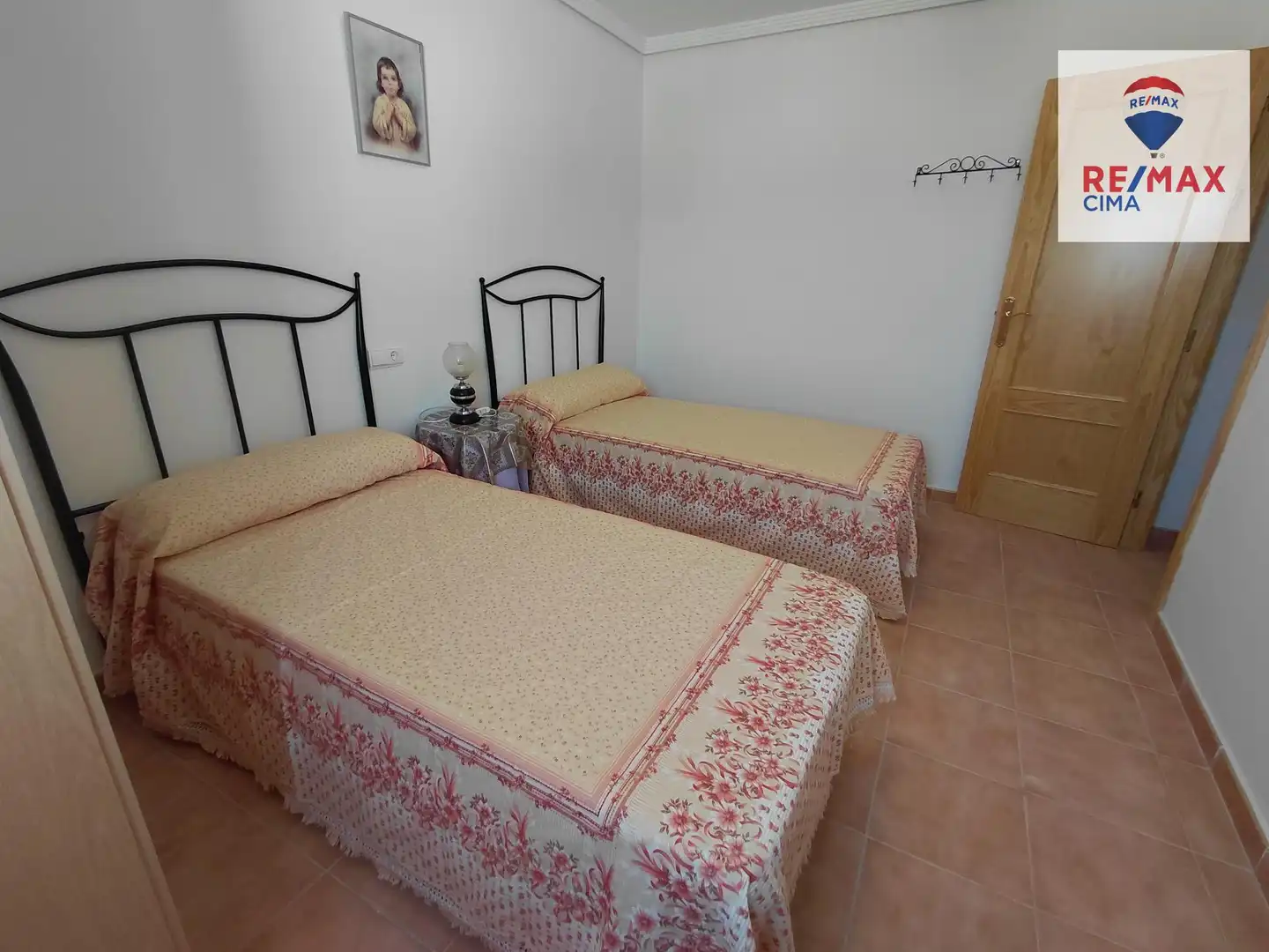 Habitación de Casa o chalet en venta en Cortes de Baza con Jardín privado