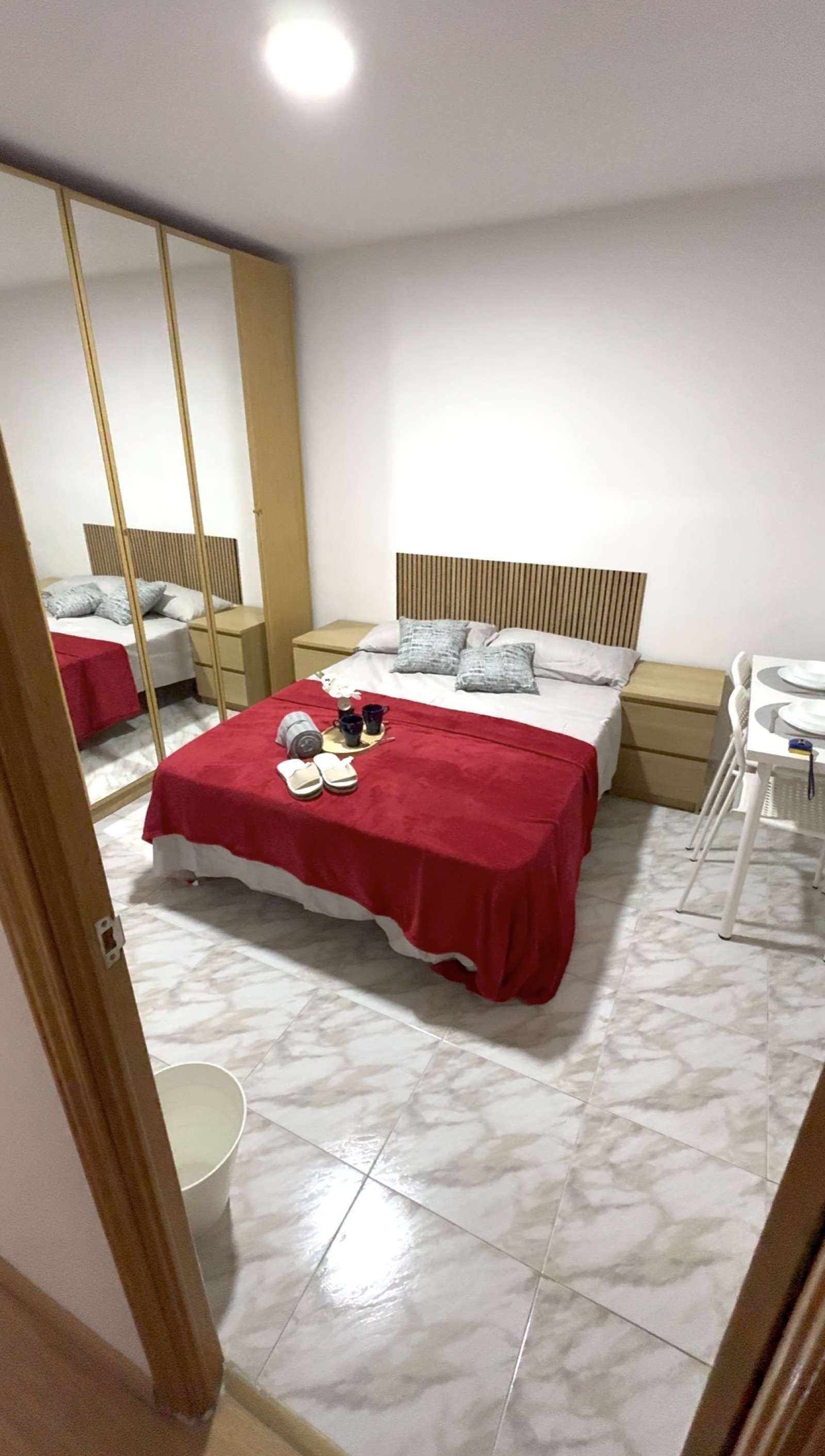 Bedroom of Flat to share in  Madrid Capital  with Air Conditioner, Heating and Terrace