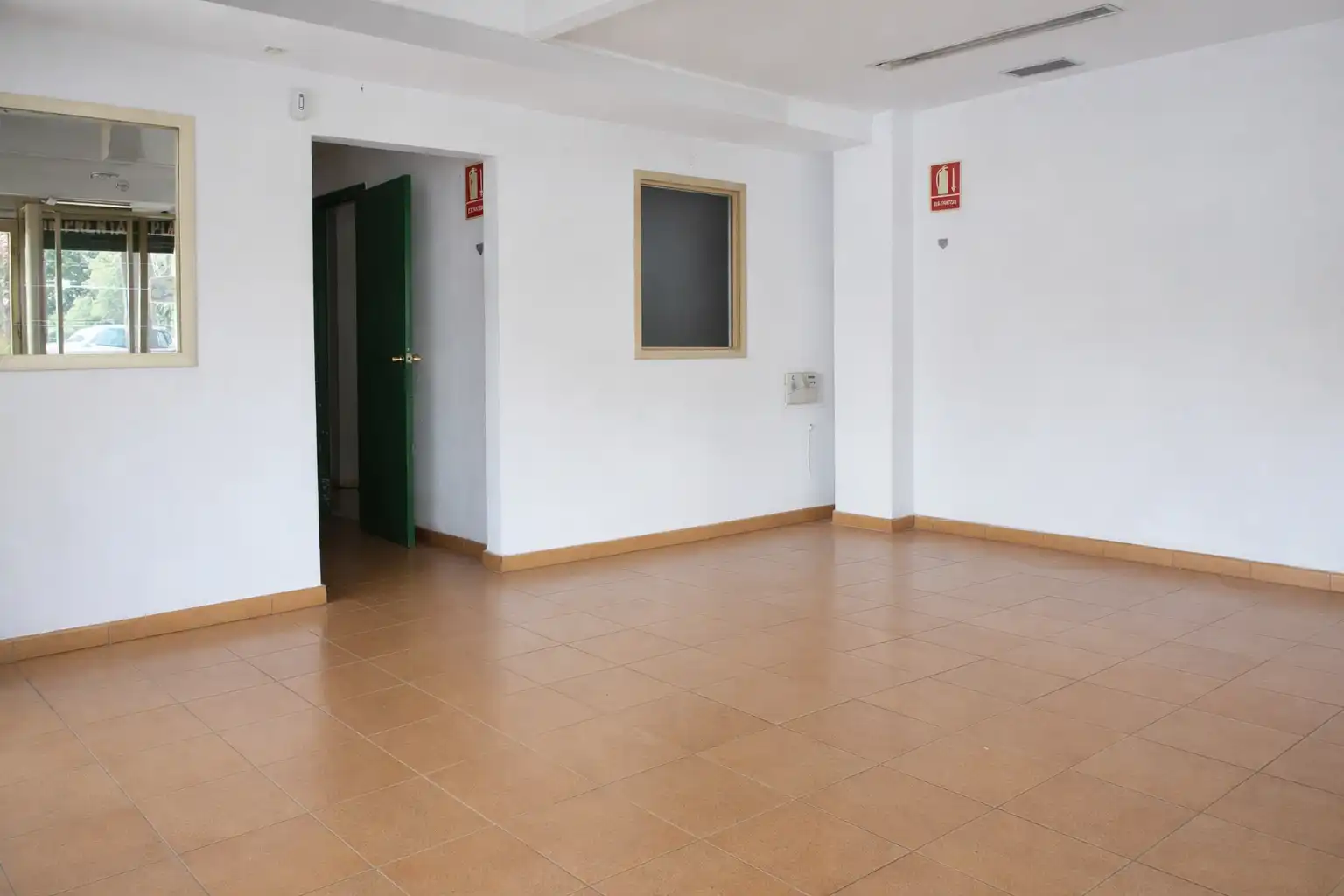 Local comercial en alquiler en AURORA 51, imagen 5