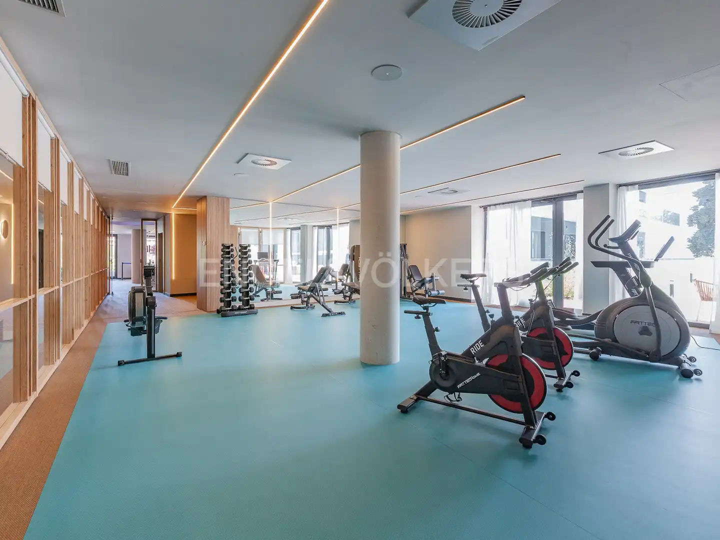 Piso de alquiler en Esplugues de Llobregat con Aire acondicionado, Calefacción y Jardín privado