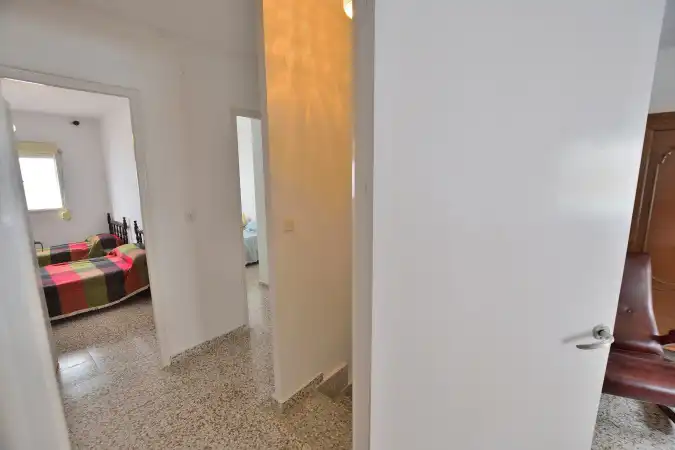 Reihenhaus mit Terrasse zum Verkauf in Calle Antonio Ordóñez 75, imagen 38