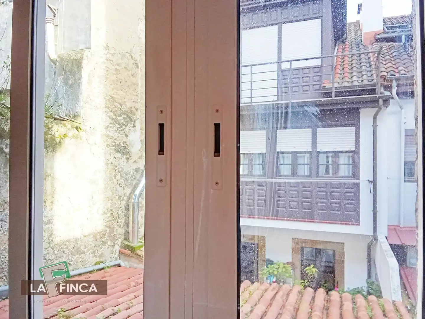 Außenansicht von Wohnung zum Verkauf in Villaviciosa mit Terrasse