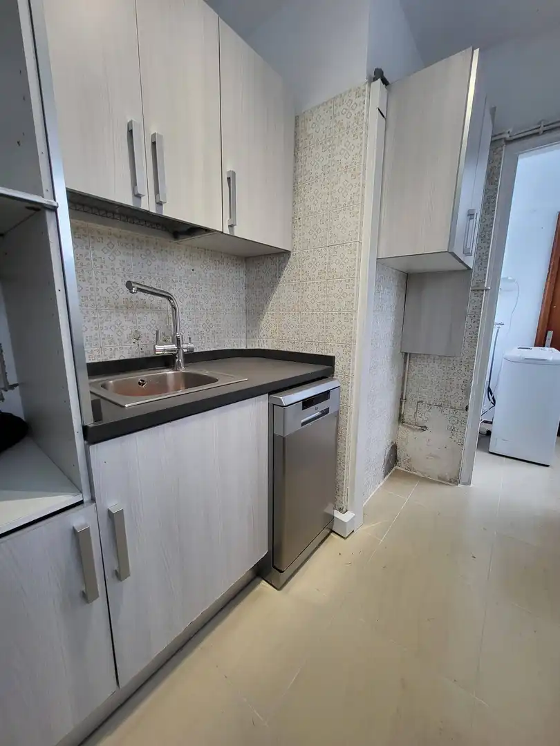 Cocina de Piso en venta en Las Palmas de Gran Canaria con Balcón