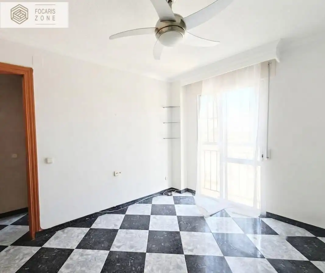 Habitación de Piso en venta en Málaga con Aire acondicionado