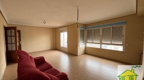 Foto 2 de Piso en venta en Corredera Capuchinos, Andújar, Jaén
