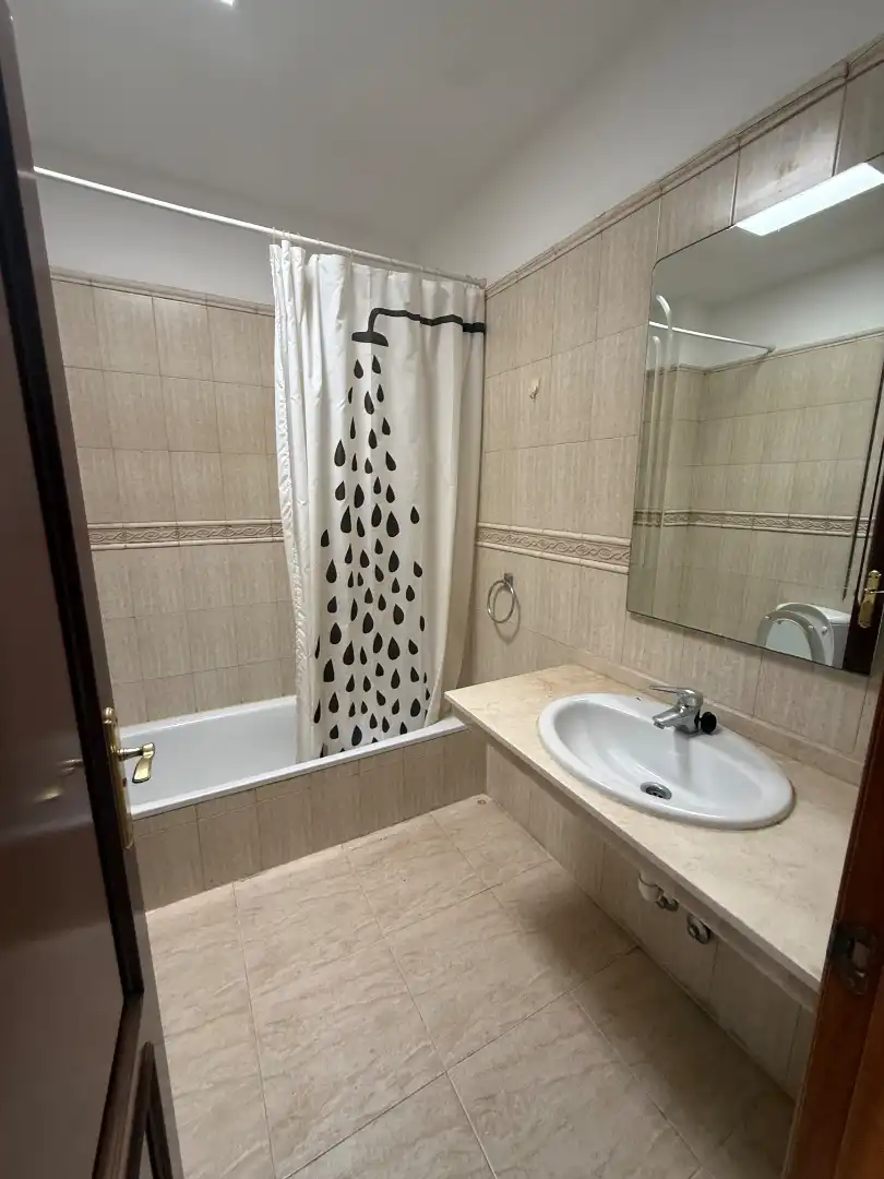 Baño de Dúplex en venta en Adeje con Terraza, Trastero y Balcón