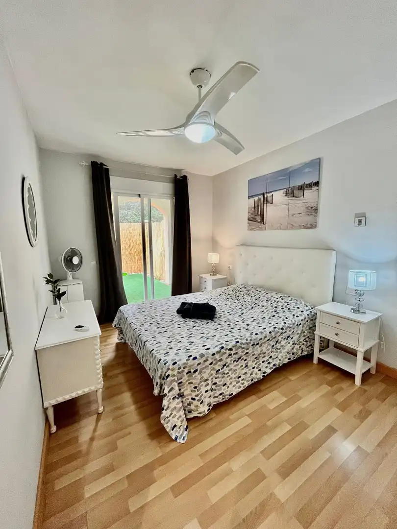 Planta baja de alquiler en Las Brisas