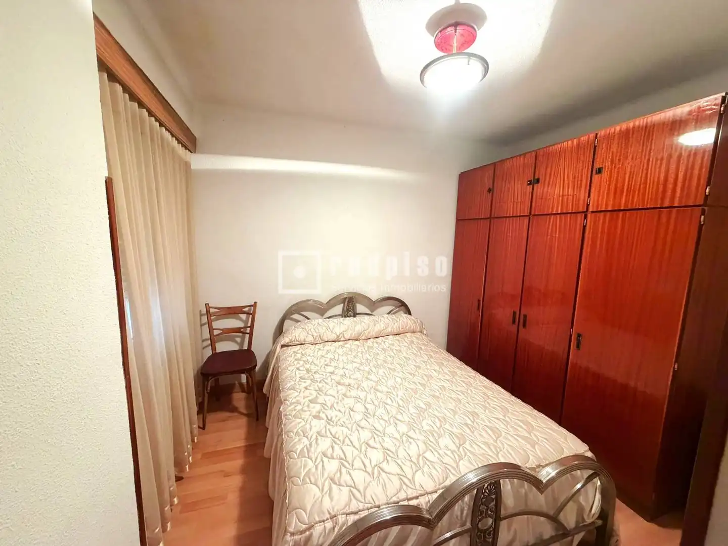 Bedroom of Flat for sale in Madrid  with Air Conditioner, Heating and Private garden
