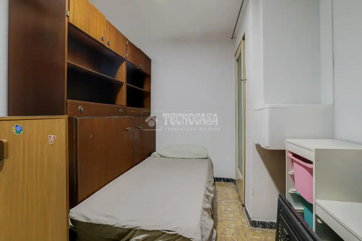 Habitación de Piso en venta en Barcelona con Balcón