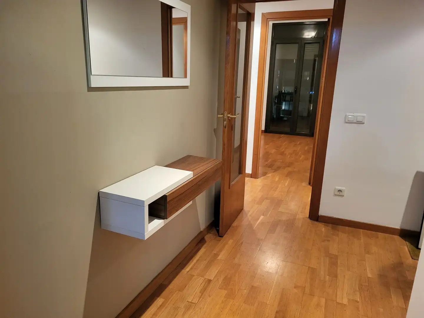 Wohnung zur Miete in Sabadell mit Heizung, Parkett und Ofen