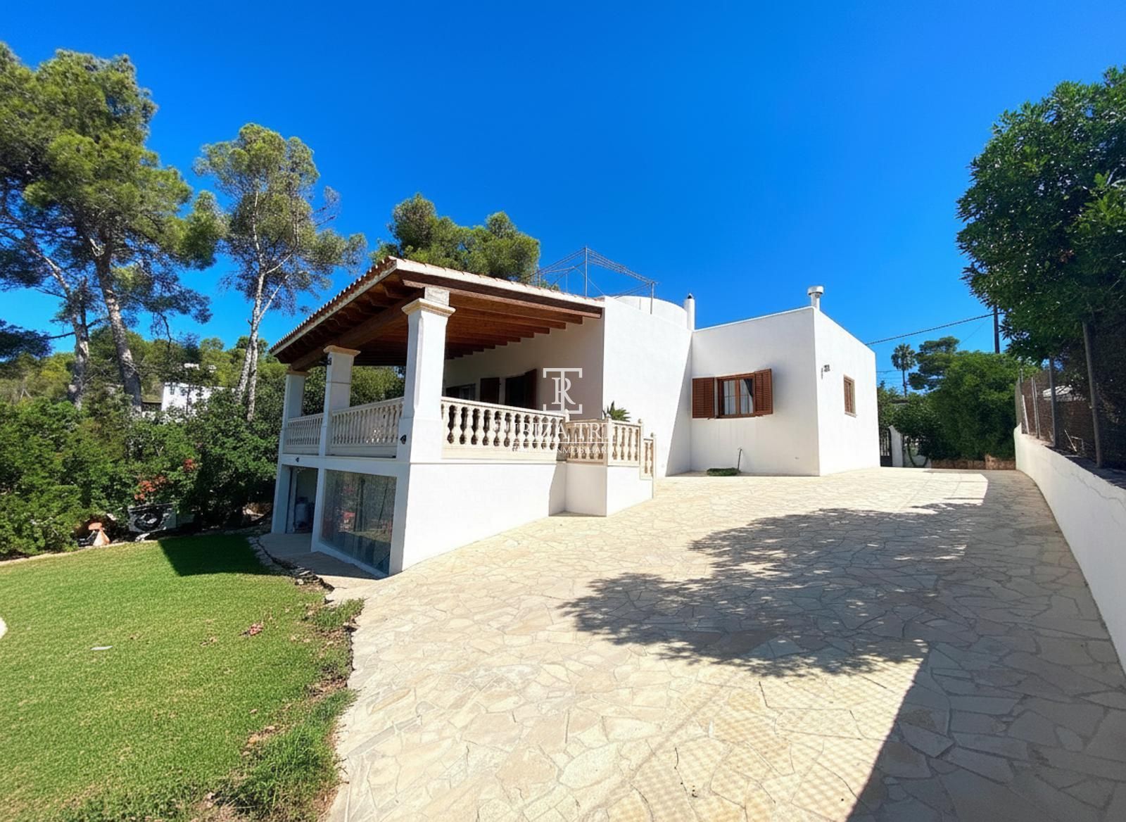 Exterior view of House or chalet for sale in Sant Antoni de Portmany  with Terrace and Storage room