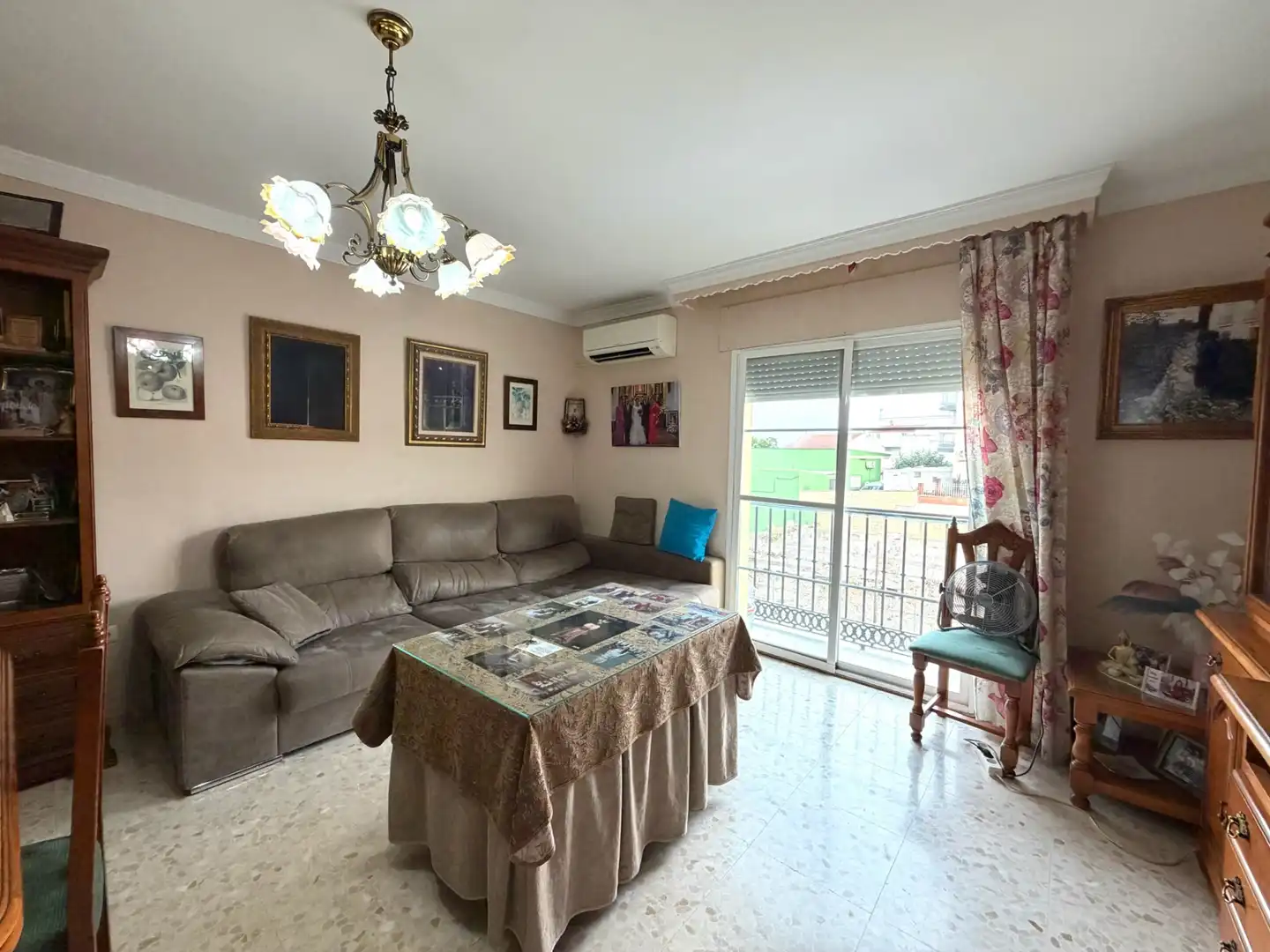 Sala de estar de Piso en venta en Cártama con Aire acondicionado, Amueblado y Balcón