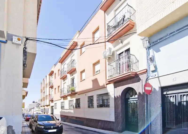 Vista exterior de Piso en venta en Motril con Aire acondicionado y Trastero