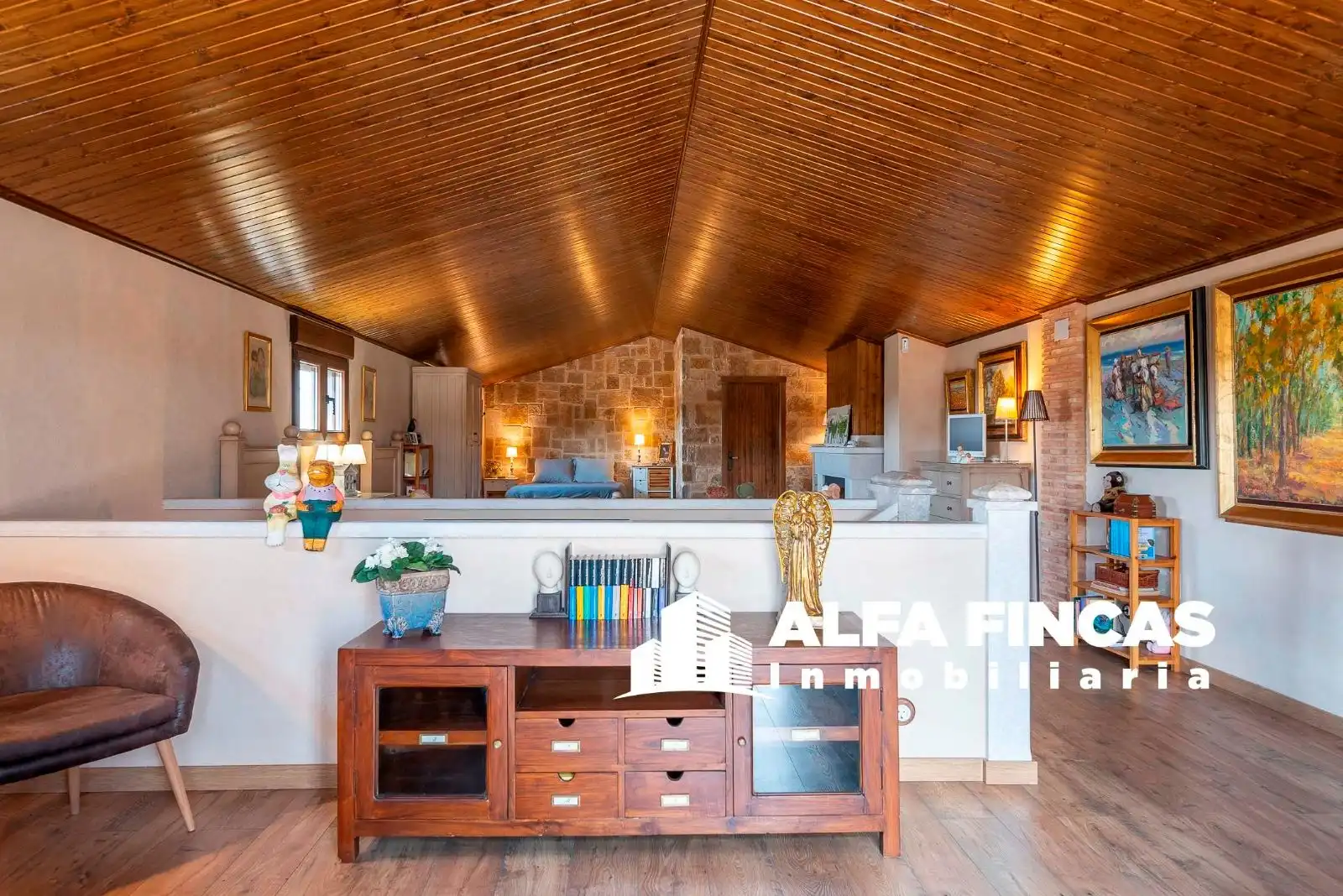 Vista exterior de Casa o chalet en venta en Vara de Rey con Calefacción, Terraza y Piscina