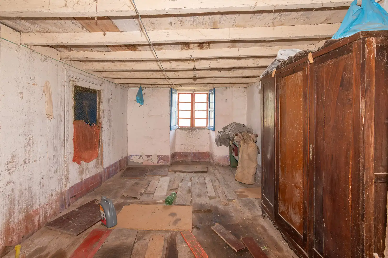 Country homes for sale in Cervo