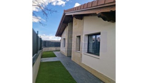 Oportunidad, chalet independiente a estrenar en Haro., imagen 3