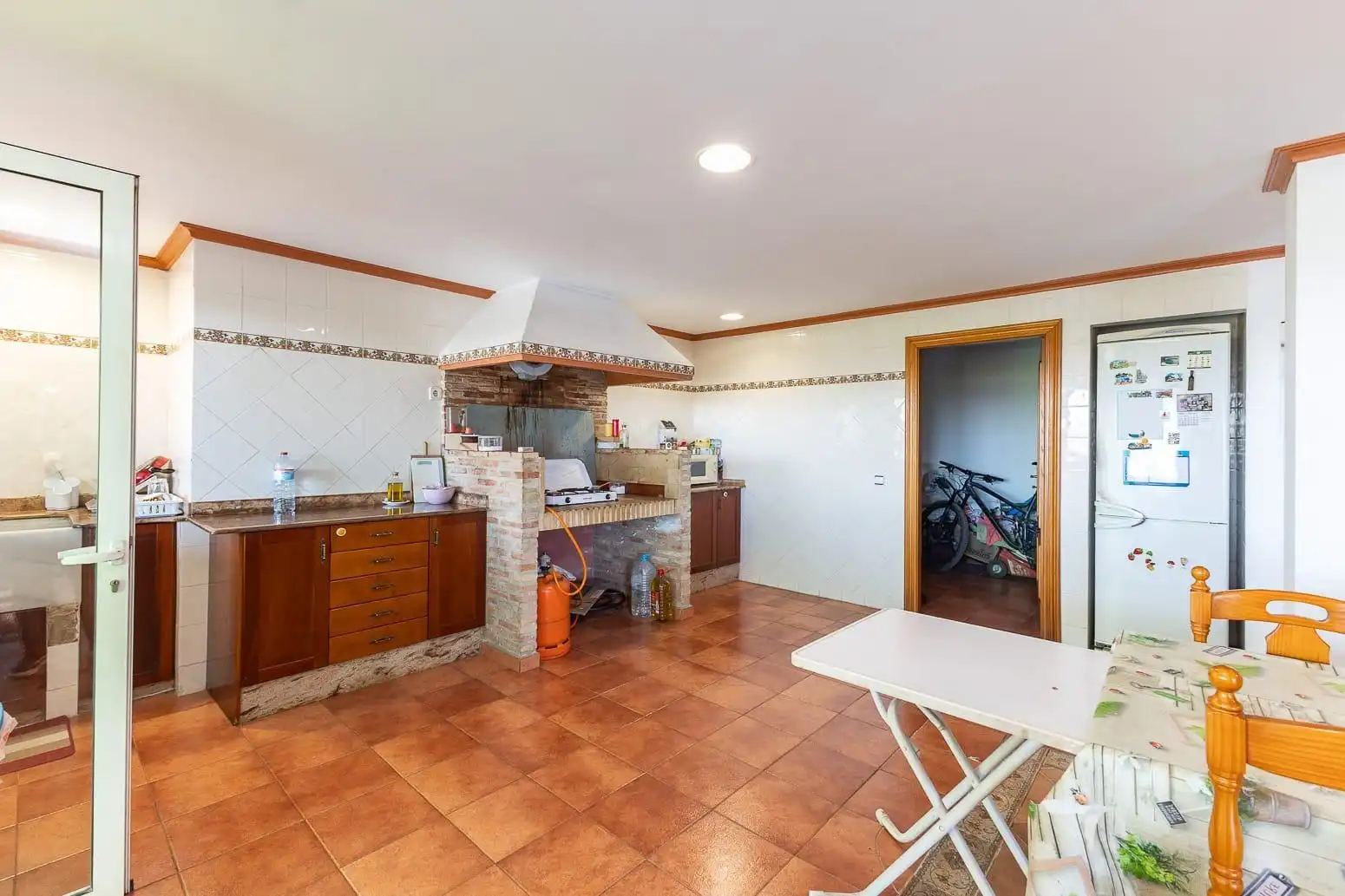 Cocina de Casa o chalet en venta en Chiva con Aire acondicionado, Terraza y Piscina