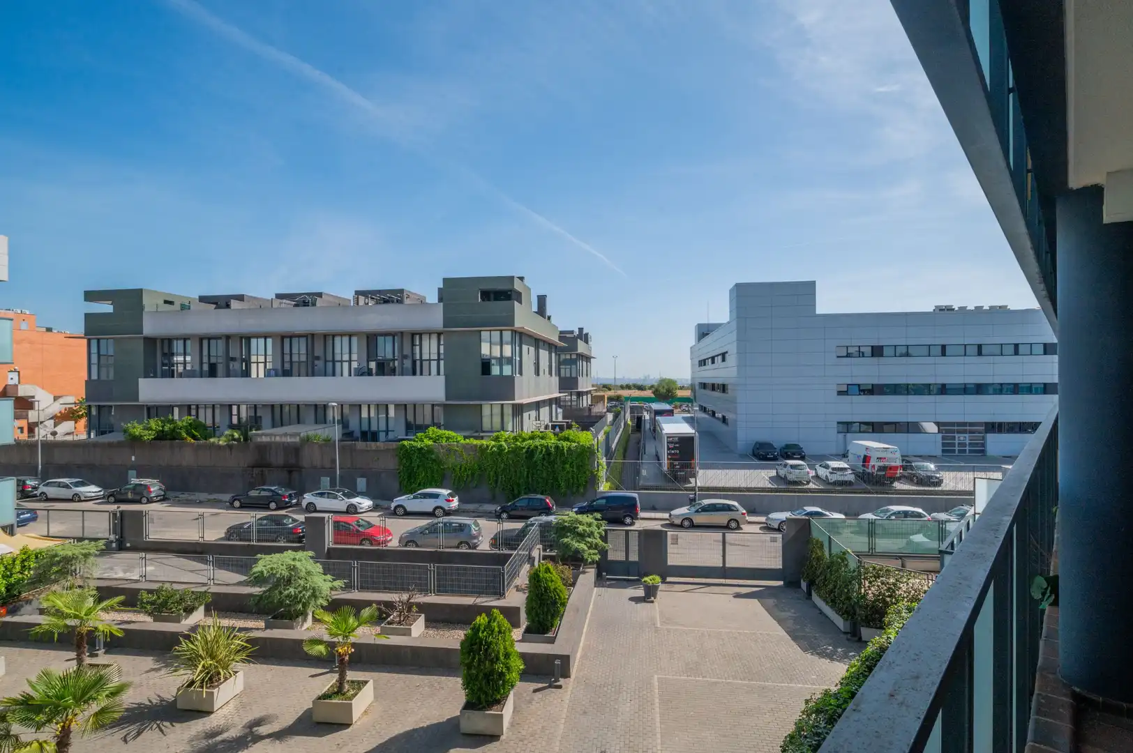 Vista exterior de Oficina en venta en Alcorcón con Aire acondicionado, Calefacción y Trastero