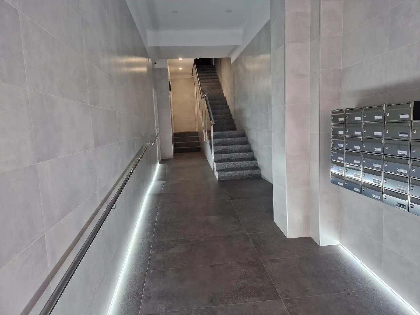 Piso con terraza en venta en Instituts - Universitat, imagen 13