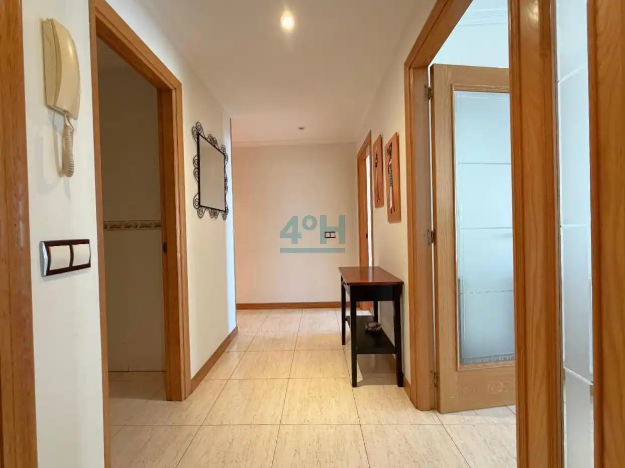 Apartamento en venta en O Grove   con Calefacción, Terraza y Amueblado