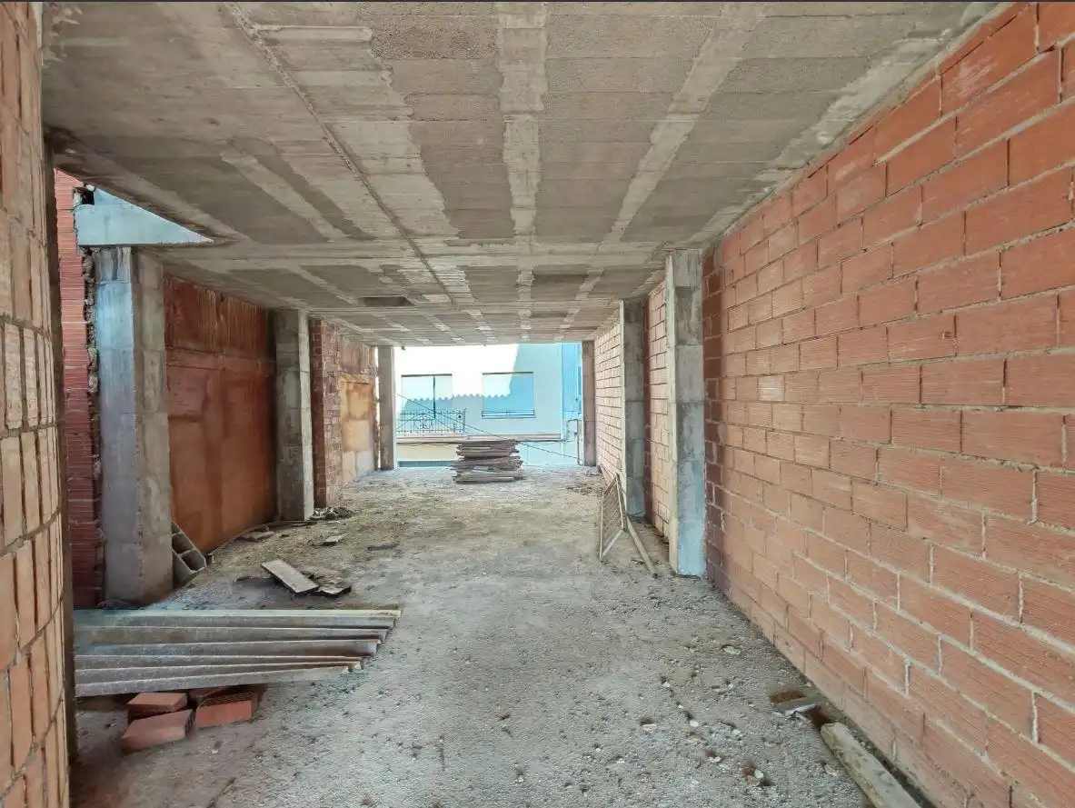 Buildings for sale in Artana