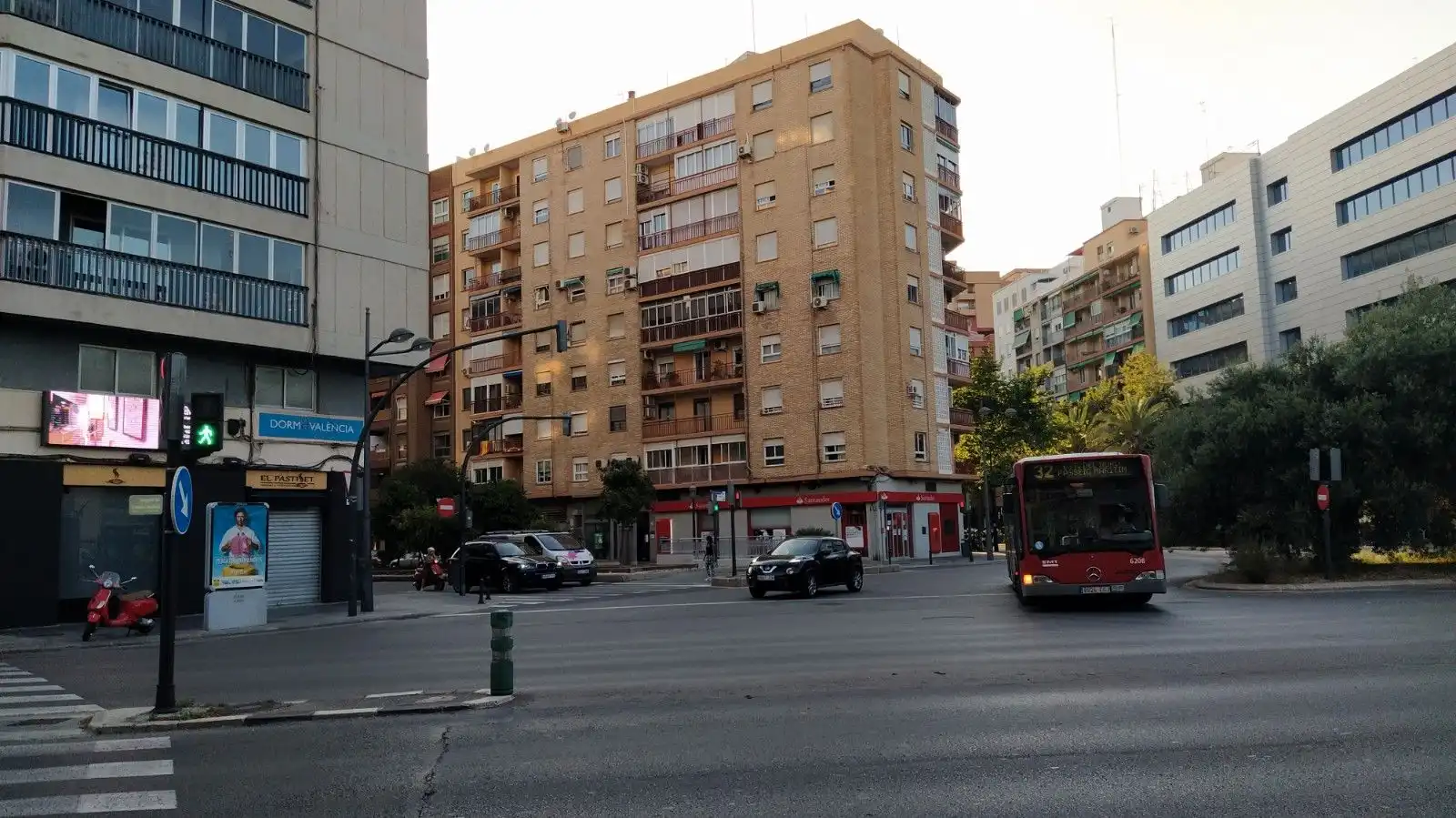 Individual amb ascensor en venda a Carrer dels Sants Just i Pastor 2, imagen 15