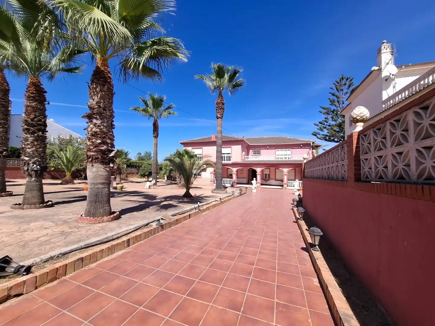 Casa con piscina en venta en Pinos de Alhaurín - Periferia, imagen 2