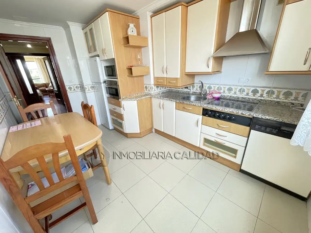 Kitchen of Flat for rent in Burgos  with Heating and Furnished