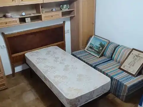 Habitación de Piso en venta en Frades de la Sierra con Trastero y Amueblado