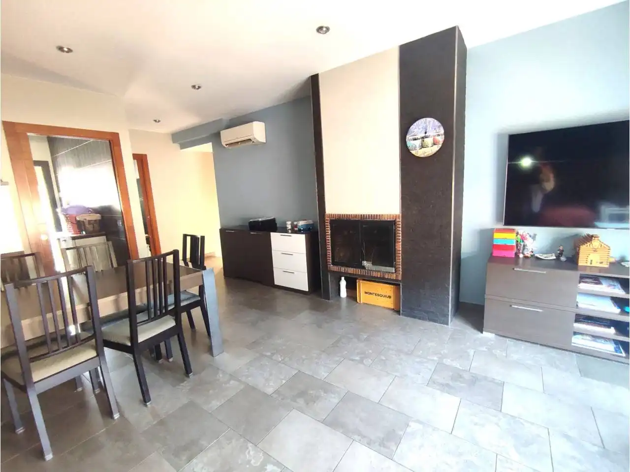 Living room of Flat for sale in Torrelavit  with Air Conditioner, Heating and Terrace