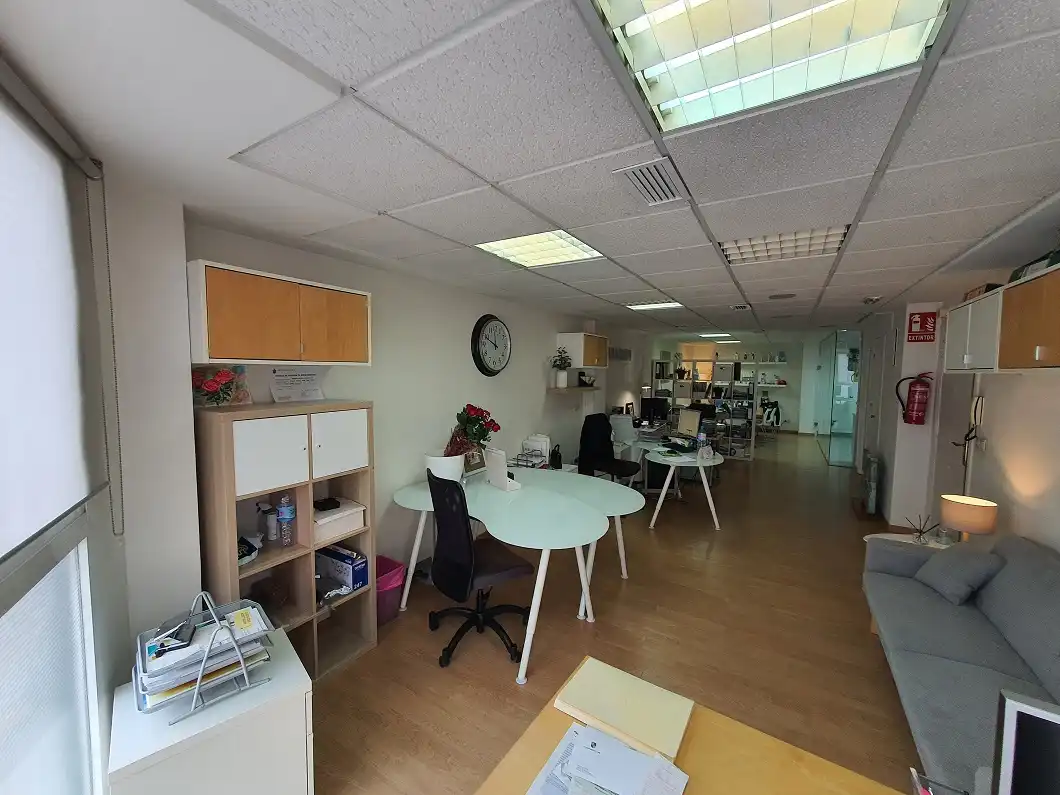 Office space with lift for sale in Elche ciudad, imagen 2