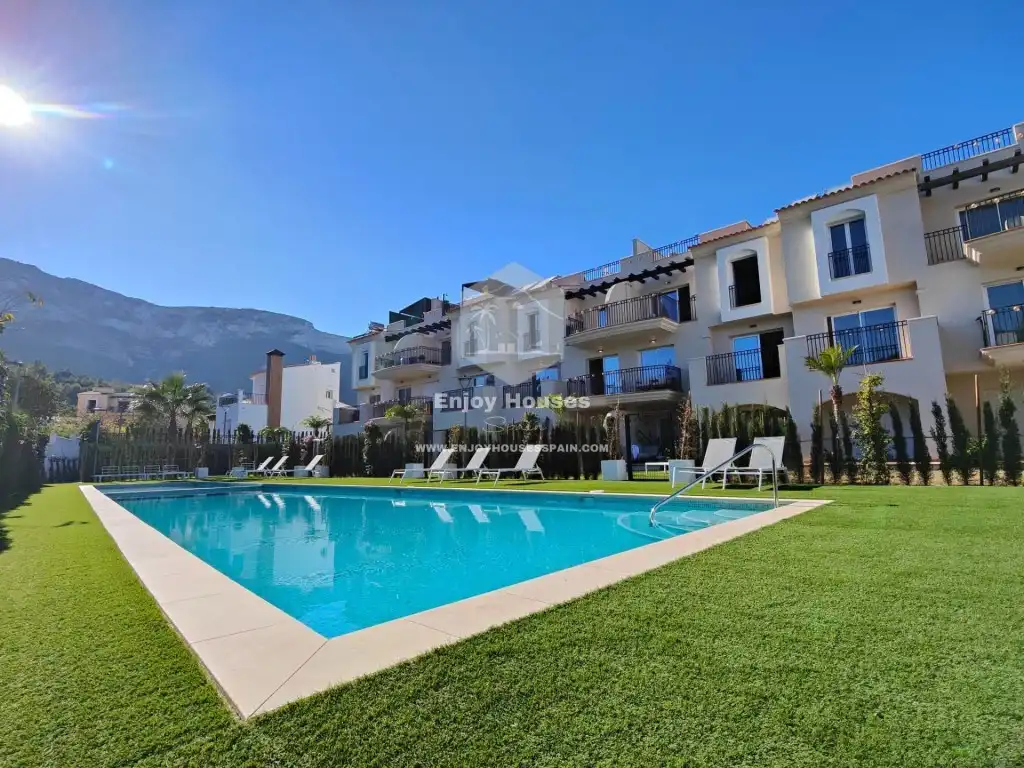 Apartamento con piscina en venta en El Montgó, imagen 9