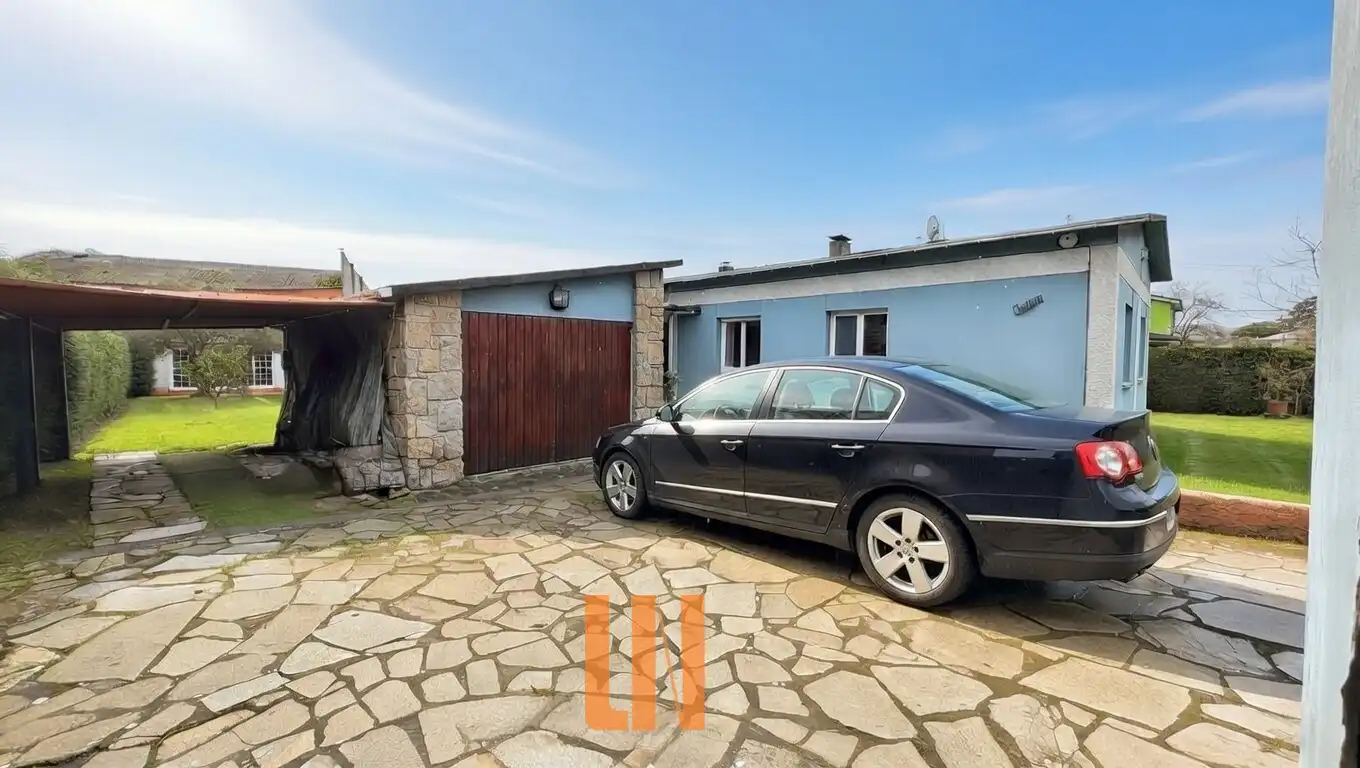 Exterior view of Houses for sale in Oleiros  with Heating, Private garden and Parquet flooring