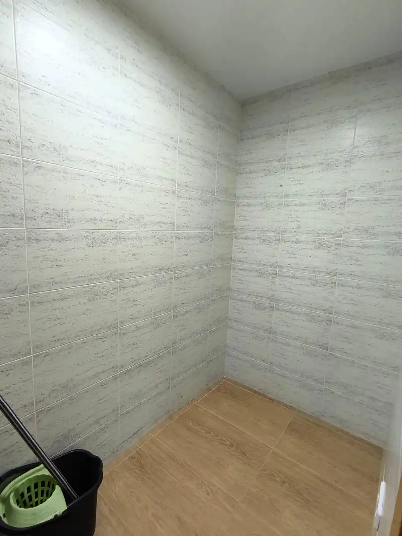 Baño de Piso en venta en Fuenlabrada con Calefacción y Trastero