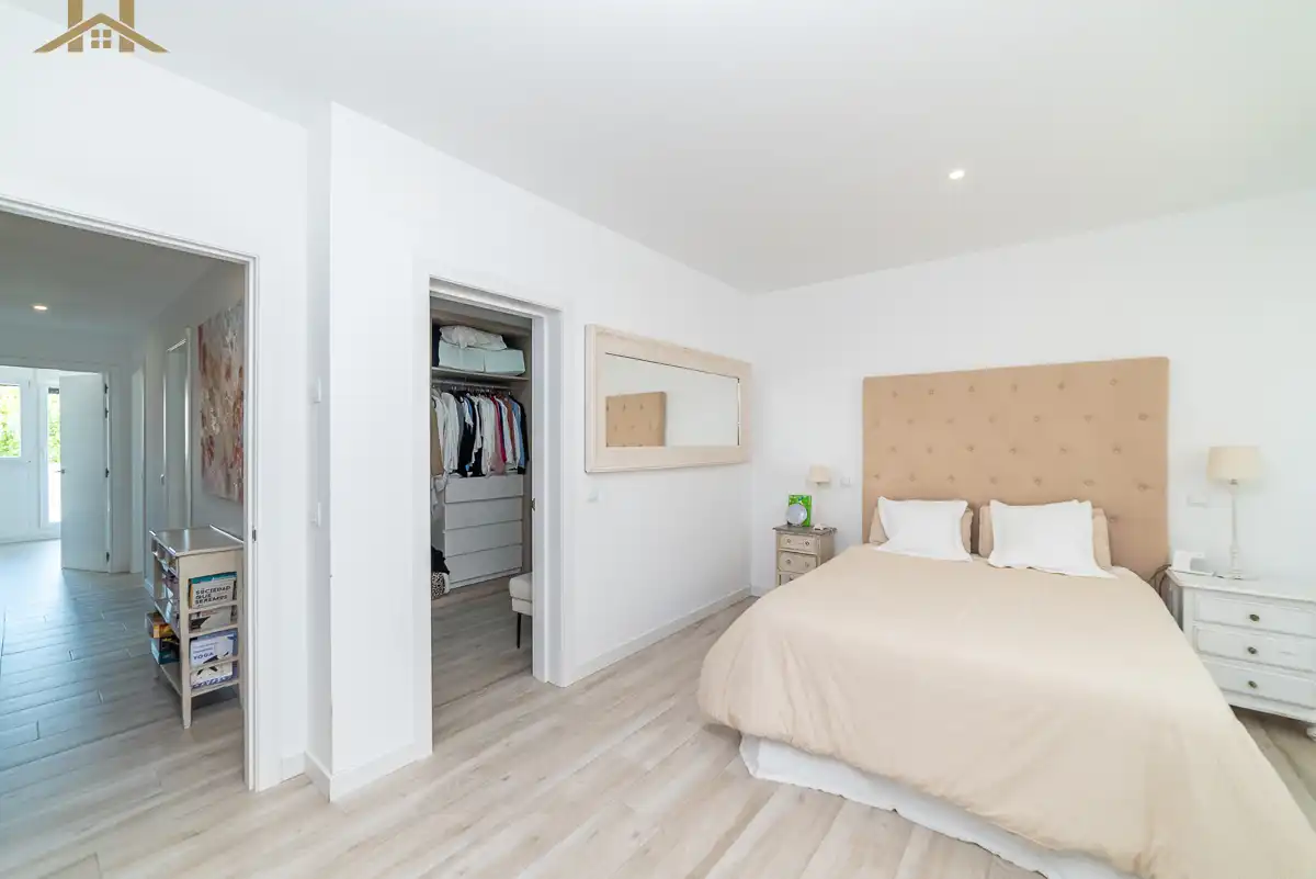 Dormitori de Casa adosada en venda en Villanueva del Pardillo amb Aire condicionat, Calefacció i Terrassa